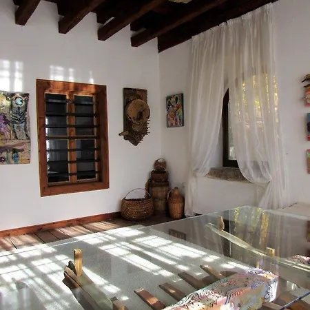 Art House Smolyan, Bulgaria Вилла